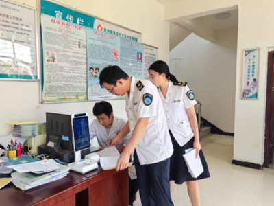 县卫健执法局:开展医疗卫生和传染病防治国家&ldquo;双随机&rdquo;监督抽查工作