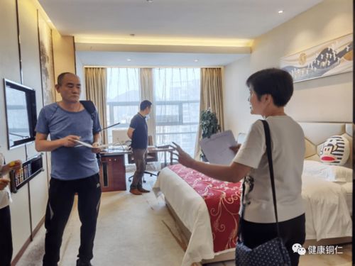 省卫生计生监督局对我市卫生健康综合行政执法工作进行中期督查